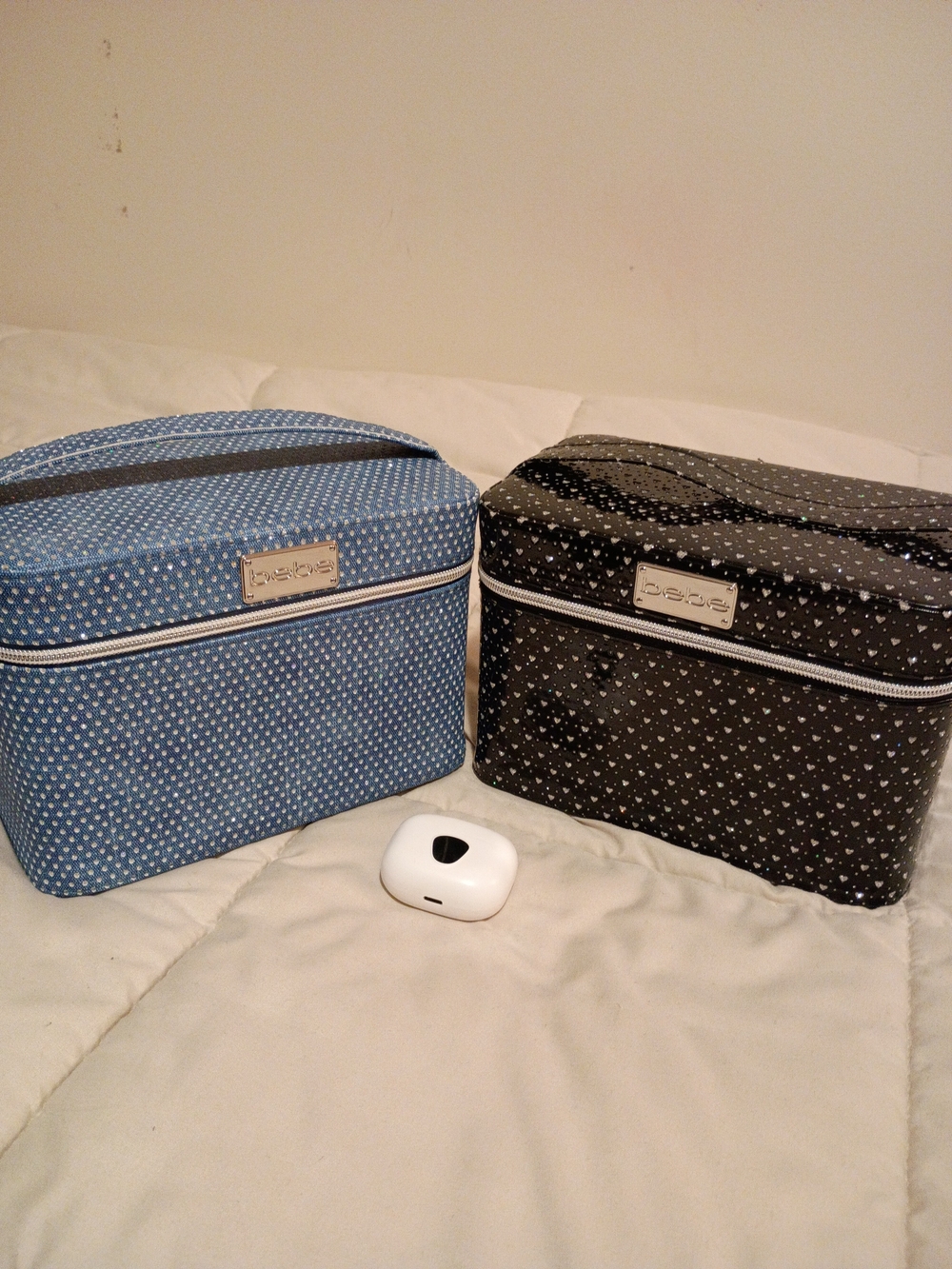 Cosmetic Case Set in Blue & Black Like New 2 For 15